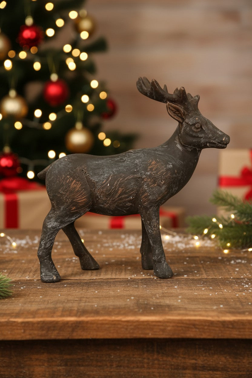 Hirsch-Figur aus Resin